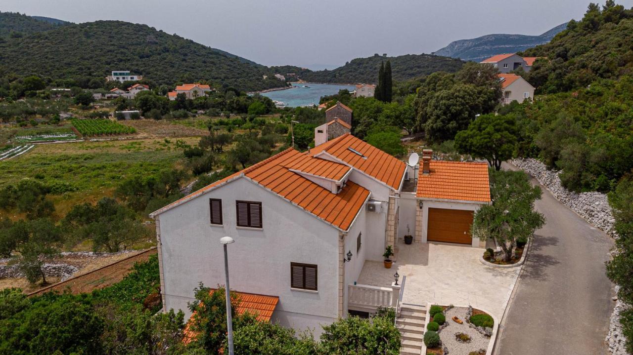 Zrnovo Apartments Blanka מראה חיצוני תמונה