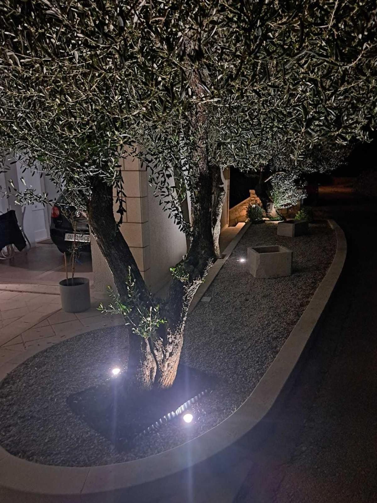 Zrnovo Apartments Blanka מראה חיצוני תמונה